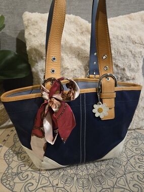 Coach Vintage Soho Hampton Navy and Tan Women’s Tote Bag with Scarf Accent